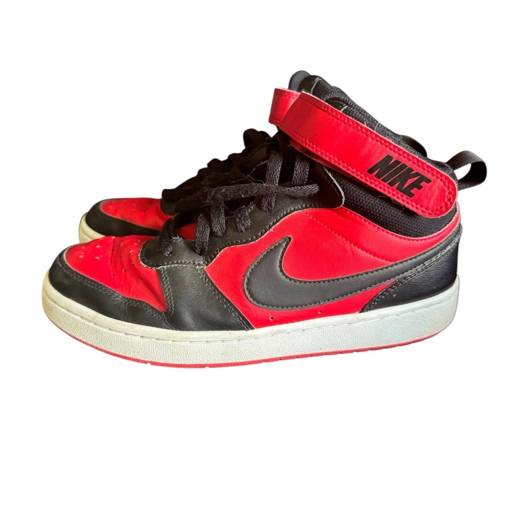 💥Nike Kids Court Borough Mid Red and Black Sneakers